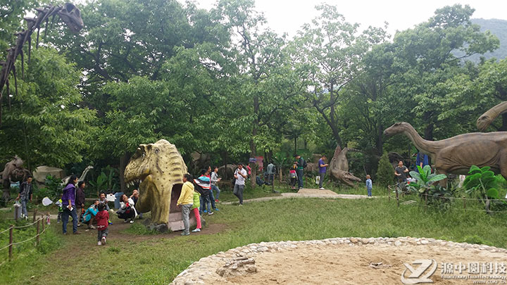 仿真恐龍園